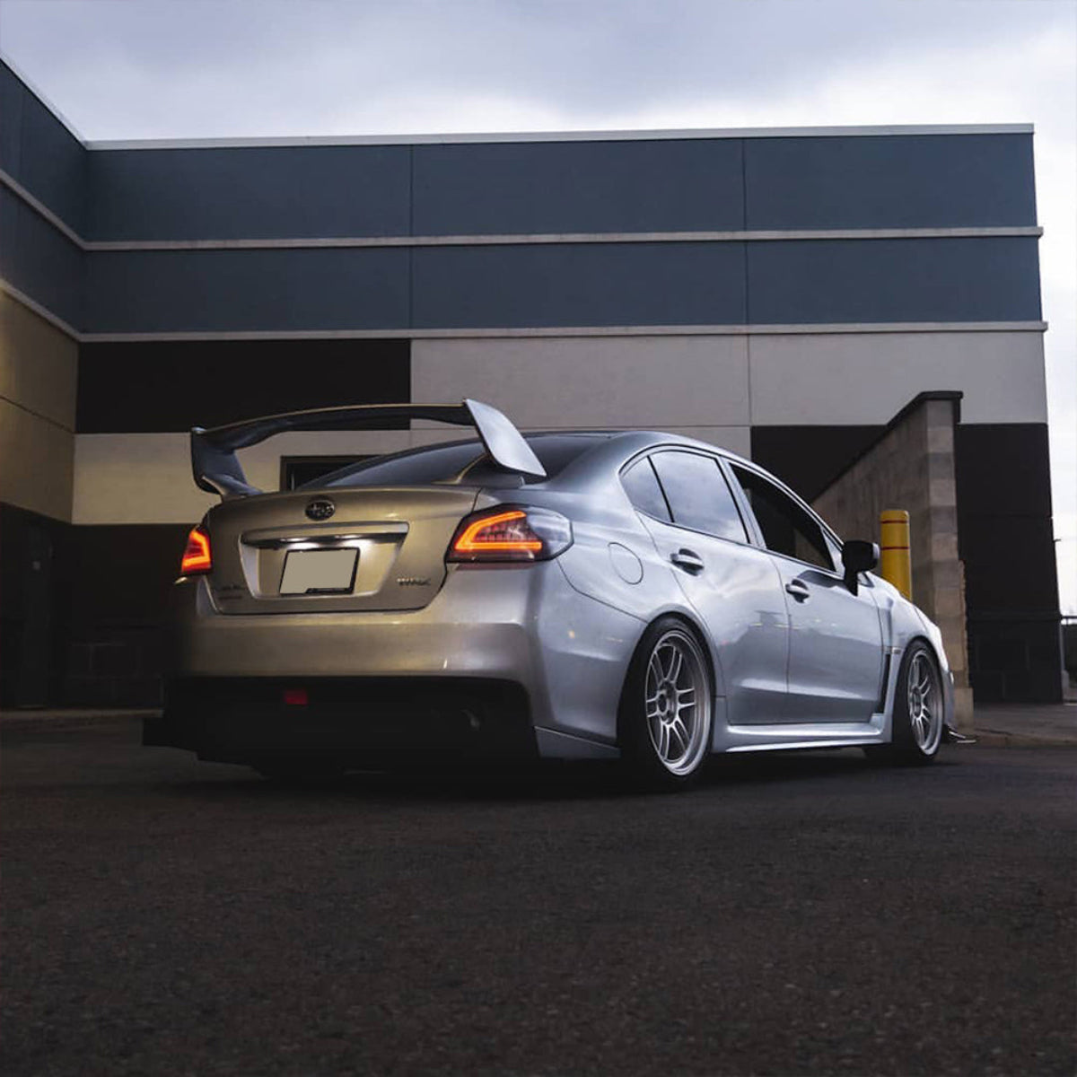 VLAND LED Tail Lights for 2015-2019 Subaru WRX & STI Canada