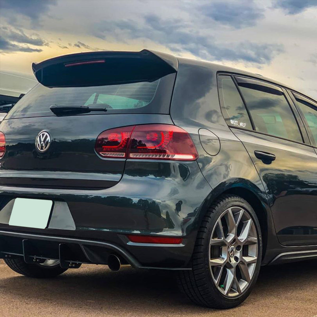 VLAND LED Tail Lights For 2009-2014 Volkswagen Golf 6 MK6 Canada