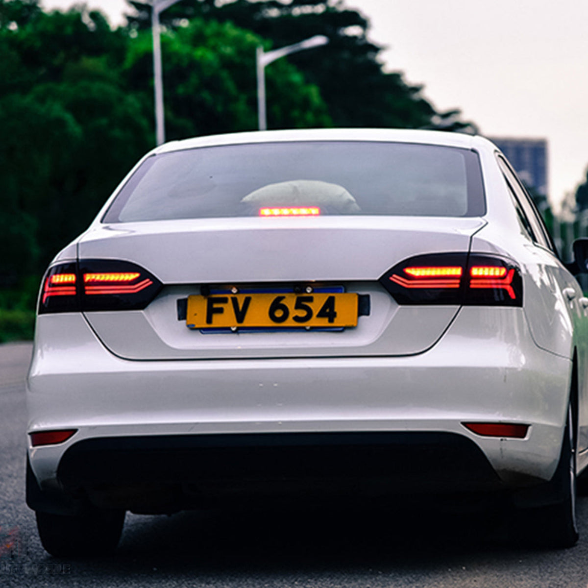 VLAND LED Taillights for 2012-2014 Volkswagen Jetta Sagitar Canada